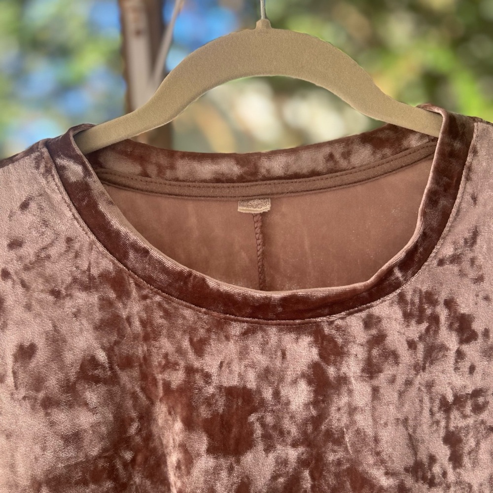 Pink Velvet Ruffle Sleeve Tee - Picture 5 of 7